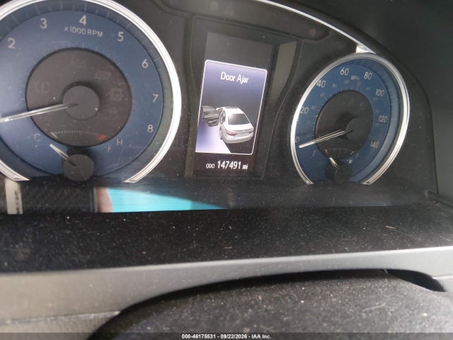 46175531 :رقم المزاد ، 4T1BF1FK2HU721166 vin ، 2017 Toyota Camry Le مزاد بيع
