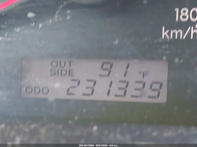 46175560 :رقم المزاد ، 1NXBR32E65Z487483 vin ، 2005 Toyota Corolla Le مزاد بيع