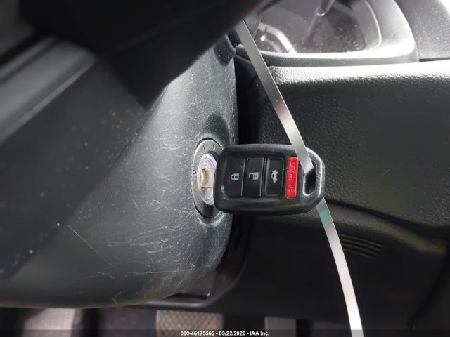 46175565 :رقم المزاد ، 19XFC2F58GE028713 vin ، 2016 Honda Civic Lx مزاد بيع