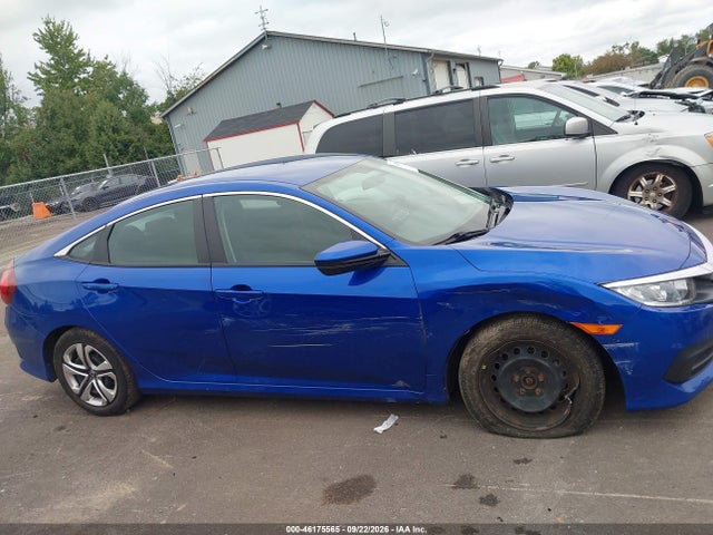 46175565 :رقم المزاد ، 19XFC2F58GE028713 vin ، 2016 Honda Civic Lx مزاد بيع