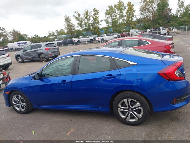 46175565 :رقم المزاد ، 19XFC2F58GE028713 vin ، 2016 Honda Civic Lx مزاد بيع