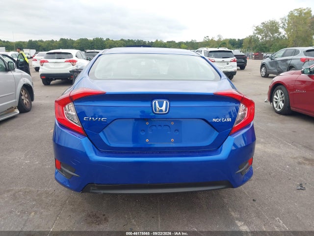 46175565 :رقم المزاد ، 19XFC2F58GE028713 vin ، 2016 Honda Civic Lx مزاد بيع