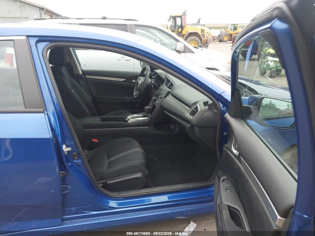 46175565 :رقم المزاد ، 19XFC2F58GE028713 vin ، 2016 Honda Civic Lx مزاد بيع