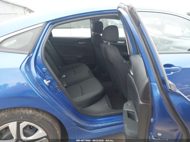 46175565 :رقم المزاد ، 19XFC2F58GE028713 vin ، 2016 Honda Civic Lx مزاد بيع