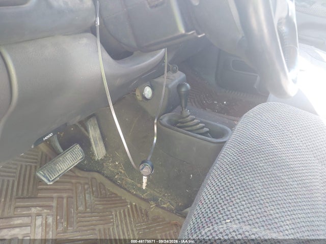 46175571 :رقم المزاد ، 1B7MF33671J574012 vin ، 2001 Dodge Ram 3500 St مزاد بيع
