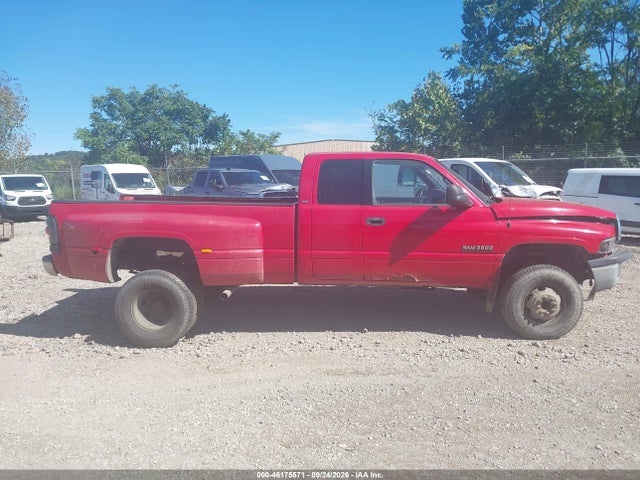 46175571 :رقم المزاد ، 1B7MF33671J574012 vin ، 2001 Dodge Ram 3500 St مزاد بيع