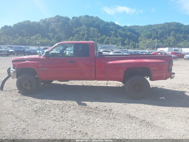 46175571 :رقم المزاد ، 1B7MF33671J574012 vin ، 2001 Dodge Ram 3500 St مزاد بيع