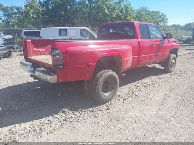 46175571 :رقم المزاد ، 1B7MF33671J574012 vin ، 2001 Dodge Ram 3500 St مزاد بيع