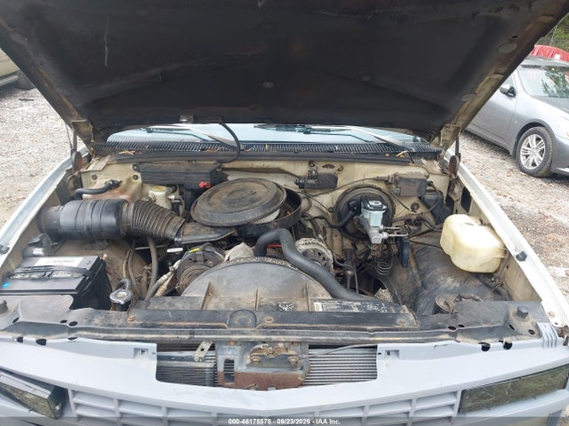 1992 Chevrolet Gmt-400 C1500 მანქანა იყიდება აუქციონზე, vin: 2GCEC19K4N1219742, აუქციონის ნომერი: 46175578