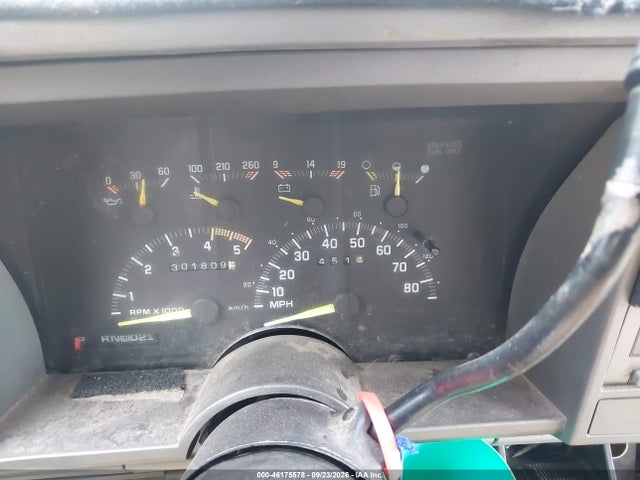 1992 Chevrolet Gmt-400 C1500 მანქანა იყიდება აუქციონზე, vin: 2GCEC19K4N1219742, აუქციონის ნომერი: 46175578