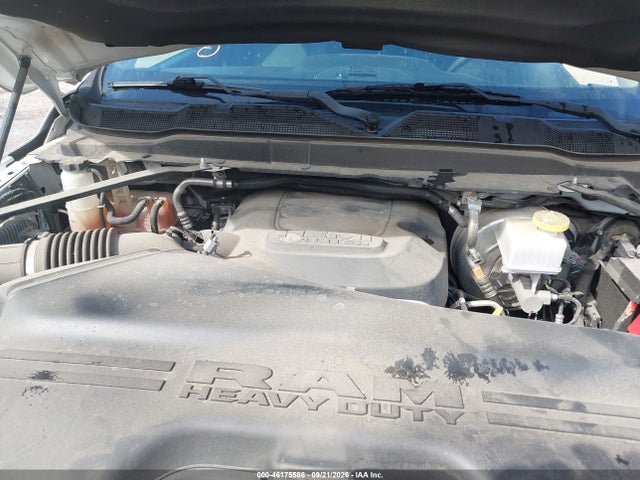 46175586 :رقم المزاد ، 3C63R2GJ3LG232399 vin ، 2020 Ram 3500 Tradesman  4x2 8' Box مزاد بيع