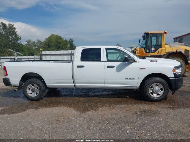 46175586 :رقم المزاد ، 3C63R2GJ3LG232399 vin ، 2020 Ram 3500 Tradesman  4x2 8' Box مزاد بيع