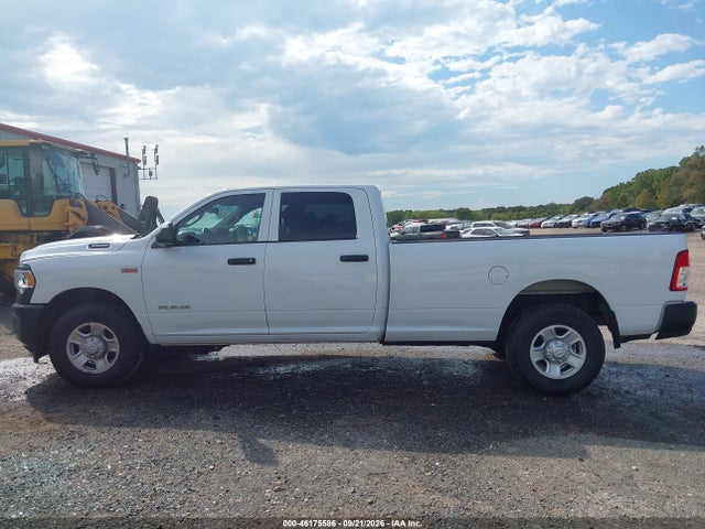 46175586 :رقم المزاد ، 3C63R2GJ3LG232399 vin ، 2020 Ram 3500 Tradesman  4x2 8' Box مزاد بيع