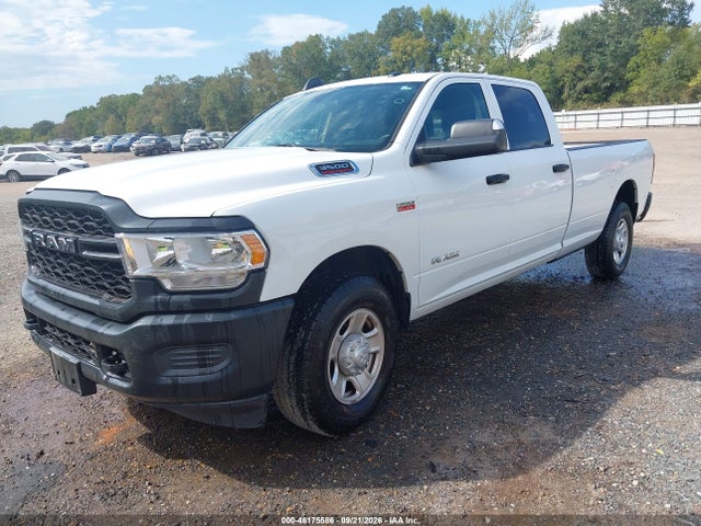 46175586 :رقم المزاد ، 3C63R2GJ3LG232399 vin ، 2020 Ram 3500 Tradesman  4x2 8' Box مزاد بيع