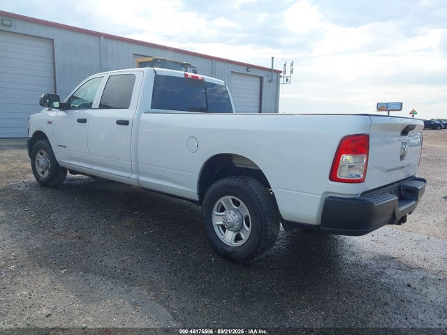 46175586 :رقم المزاد ، 3C63R2GJ3LG232399 vin ، 2020 Ram 3500 Tradesman  4x2 8' Box مزاد بيع