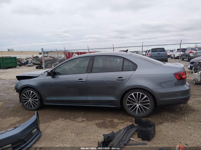 Продажа на аукционе авто 2016 Volkswagen Jetta 1.8t Sport, vin: 3VWD17AJ8GM291155, номер лота: 46175604