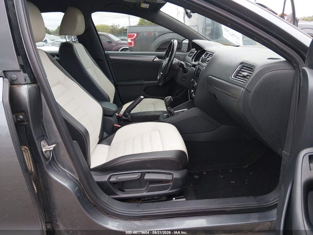 Продажа на аукционе авто 2016 Volkswagen Jetta 1.8t Sport, vin: 3VWD17AJ8GM291155, номер лота: 46175604