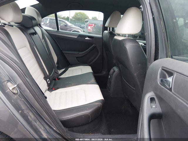 Продажа на аукционе авто 2016 Volkswagen Jetta 1.8t Sport, vin: 3VWD17AJ8GM291155, номер лота: 46175604
