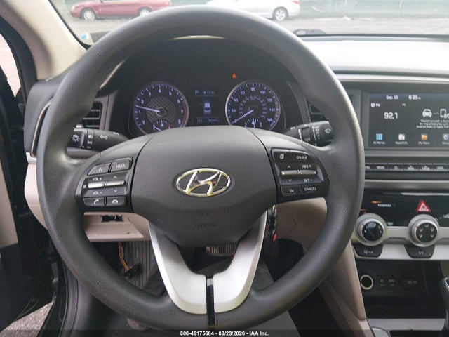 2019 Hyundai Elantra Sel მანქანა იყიდება აუქციონზე, vin: 5NPD84LF6KH415248, აუქციონის ნომერი: 46175684