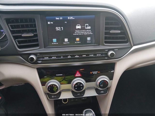2019 Hyundai Elantra Sel მანქანა იყიდება აუქციონზე, vin: 5NPD84LF6KH415248, აუქციონის ნომერი: 46175684