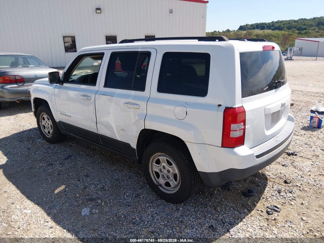 46175745 :رقم المزاد ، 1C4NJPBAXGD648675 vin ، 2016 Jeep Patriot Sport مزاد بيع