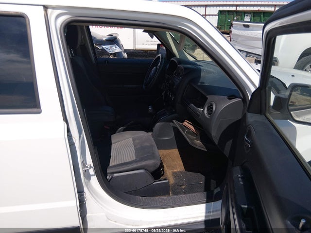 46175745 :رقم المزاد ، 1C4NJPBAXGD648675 vin ، 2016 Jeep Patriot Sport مزاد بيع