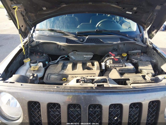 46175773 :رقم المزاد ، 1C4NJRFB4FD136276 vin ، 2015 Jeep Patriot Latitude مزاد بيع