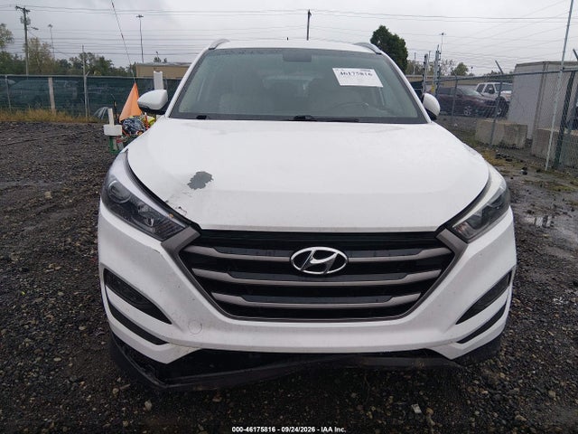 2016 Hyundai Tucson Sport მანქანა იყიდება აუქციონზე, vin: KM8J33A21GU028689, აუქციონის ნომერი: 46175816