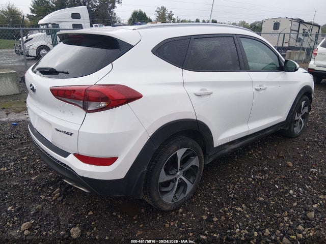2016 Hyundai Tucson Sport მანქანა იყიდება აუქციონზე, vin: KM8J33A21GU028689, აუქციონის ნომერი: 46175816