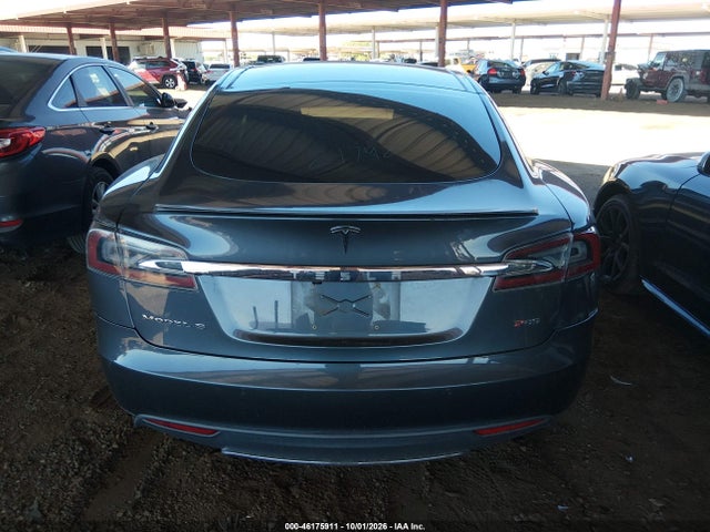 Tesla Model S P85 2014 5YJSA1H13EFP59565 Image 16