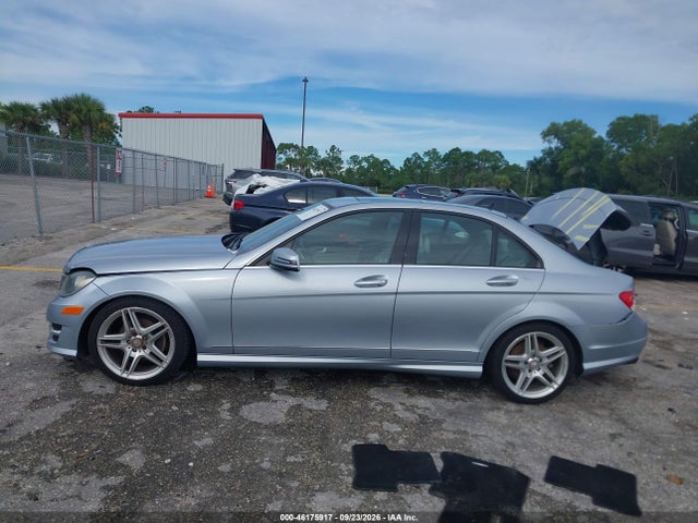 46175917 :رقم المزاد ، WDDGF4HB1DA770482 vin ، 2013 Mercedes-benz C 250 Sport مزاد بيع