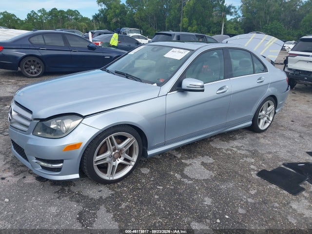 46175917 :رقم المزاد ، WDDGF4HB1DA770482 vin ، 2013 Mercedes-benz C 250 Sport مزاد بيع