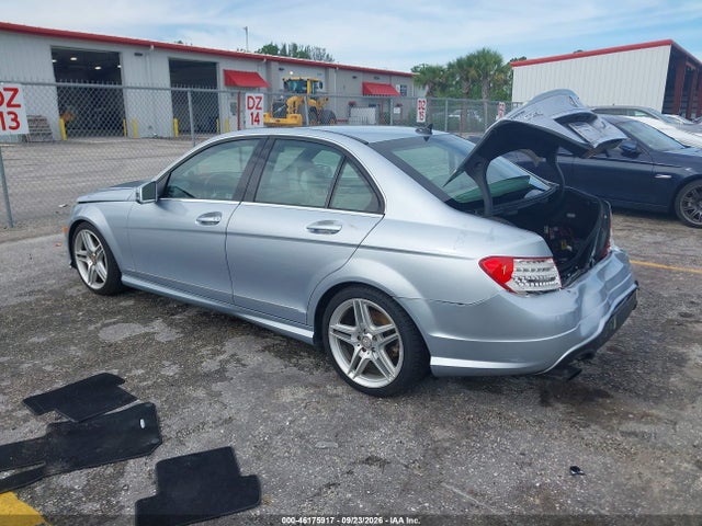 46175917 :رقم المزاد ، WDDGF4HB1DA770482 vin ، 2013 Mercedes-benz C 250 Sport مزاد بيع