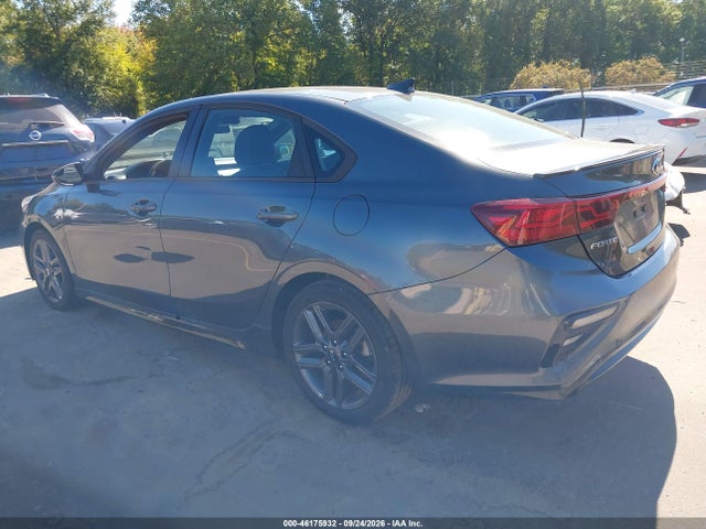 46175932 :رقم المزاد ، 3KPF34AD2ME400102 vin ، 2021 Kia Forte Gt-line مزاد بيع