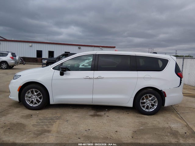 Aukcja sprzedaży 2026 Chrysler Pacifica Select, vin: 2C4RC1BG9TR273589, numer aukcji: 46175938