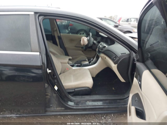 Продажа на аукционе авто 2015 Honda Accord Ex, vin: 1HGCR2F72FA134824, номер лота: 46175956