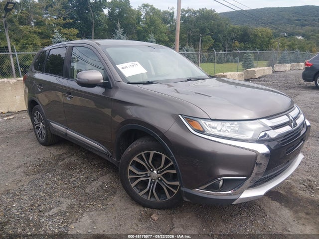2016 Mitsubishi Outlander Se მანქანა იყიდება აუქციონზე, vin: JA4AD3A31GZ035004, აუქციონის ნომერი: 46175977