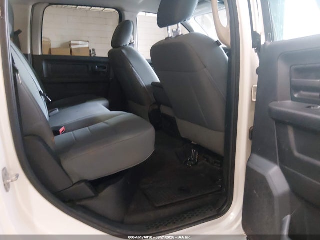 46176010 :رقم المزاد ، 3C6TR5HT8GG316998 vin ، 2016 Ram 2500 Tradesman مزاد بيع