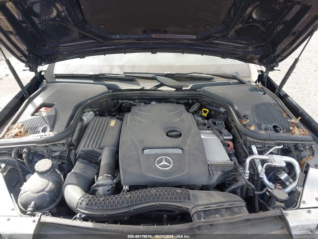 46176016 :رقم المزاد ، WDDZF4KB3HA075038 vin ، 2017 Mercedes-benz E 300 4matic مزاد بيع