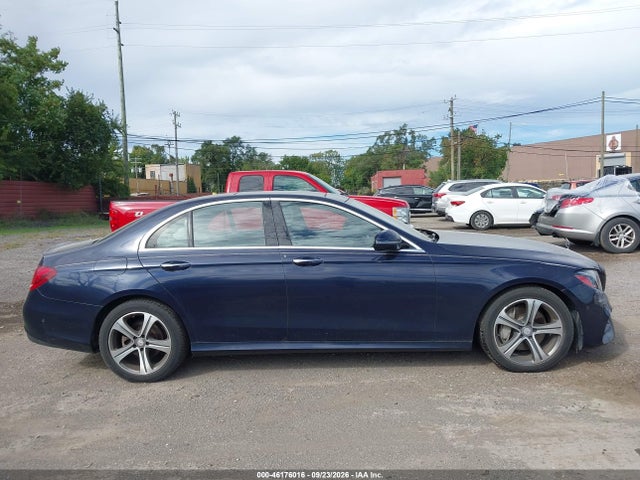 46176016 :رقم المزاد ، WDDZF4KB3HA075038 vin ، 2017 Mercedes-benz E 300 4matic مزاد بيع
