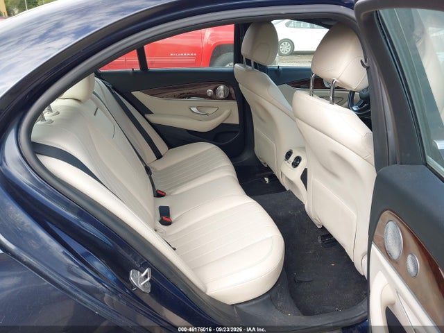 46176016 :رقم المزاد ، WDDZF4KB3HA075038 vin ، 2017 Mercedes-benz E 300 4matic مزاد بيع