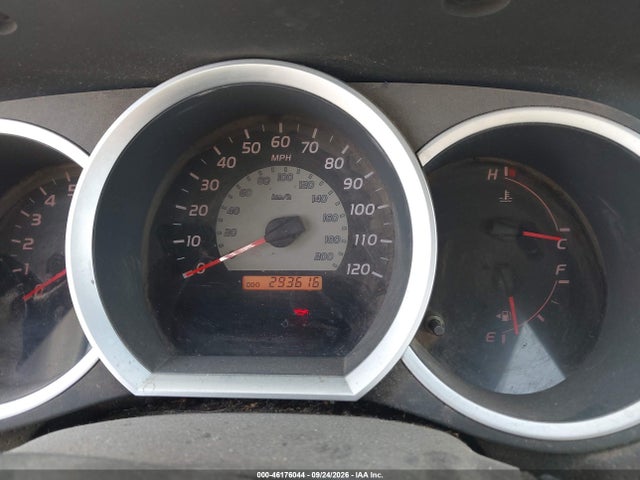 2005 Toyota Tacoma მანქანა იყიდება აუქციონზე, vin: 5TENX22N05Z098458, აუქციონის ნომერი: 46176044