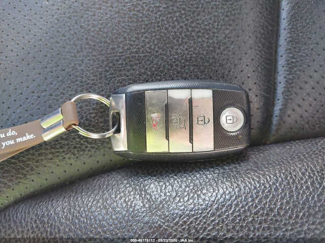 46176112 :رقم المزاد ، 5XYKUDA79EG464664 vin ، 2014 Kia Sorento Ex V6 مزاد بيع