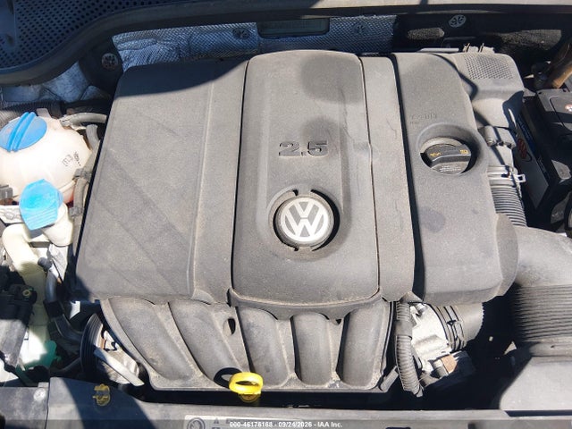 2014 Volkswagen Beetle 2.5l მანქანა იყიდება აუქციონზე, vin: 3VWJP7ATXEM613603, აუქციონის ნომერი: 46176168
