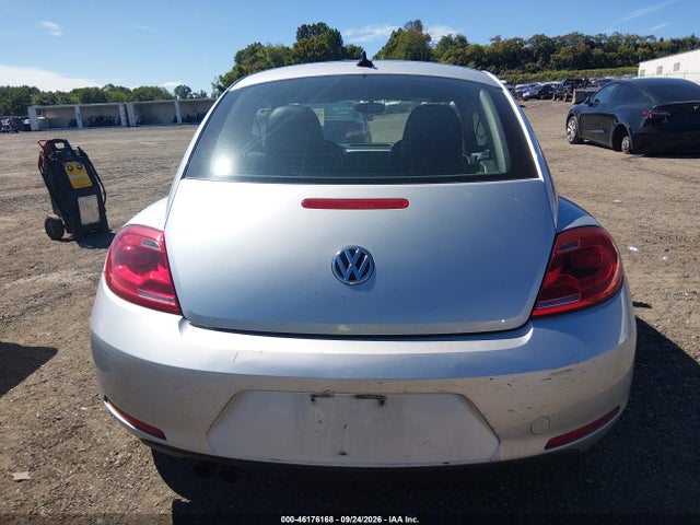 2014 Volkswagen Beetle 2.5l მანქანა იყიდება აუქციონზე, vin: 3VWJP7ATXEM613603, აუქციონის ნომერი: 46176168