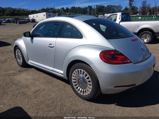 2014 Volkswagen Beetle 2.5l მანქანა იყიდება აუქციონზე, vin: 3VWJP7ATXEM613603, აუქციონის ნომერი: 46176168