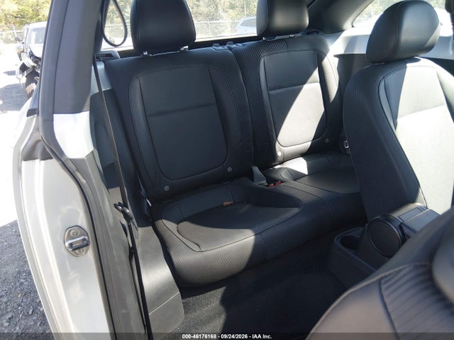 2014 Volkswagen Beetle 2.5l მანქანა იყიდება აუქციონზე, vin: 3VWJP7ATXEM613603, აუქციონის ნომერი: 46176168