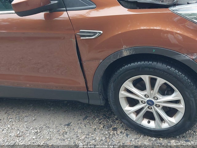 Продаж на аукціоні авто 2017 Ford Escape Se, vin: 1FMCU0GD2HUB28170, номер лоту: 46176193