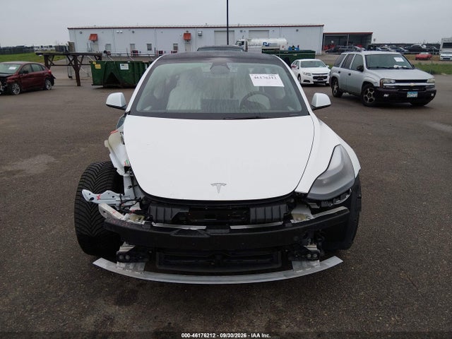 Tesla Model 3 Long Range 2022 5YJ3E1EB0NF174254 Image 13
