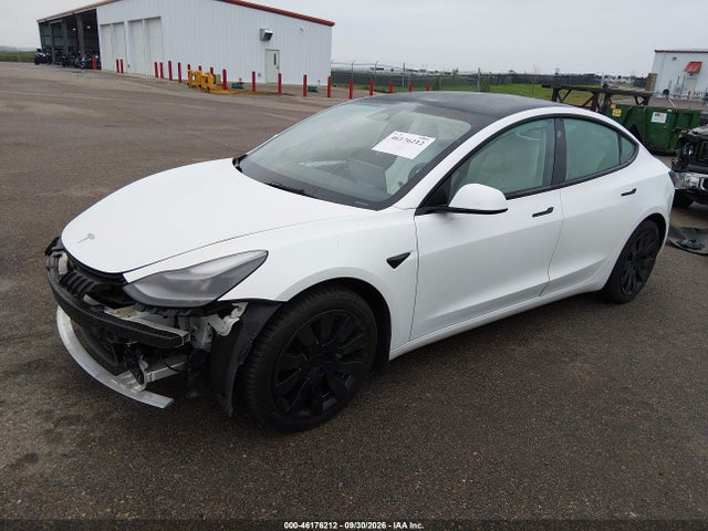 Tesla Model 3 Long Range 2022 5YJ3E1EB0NF174254 Image 2